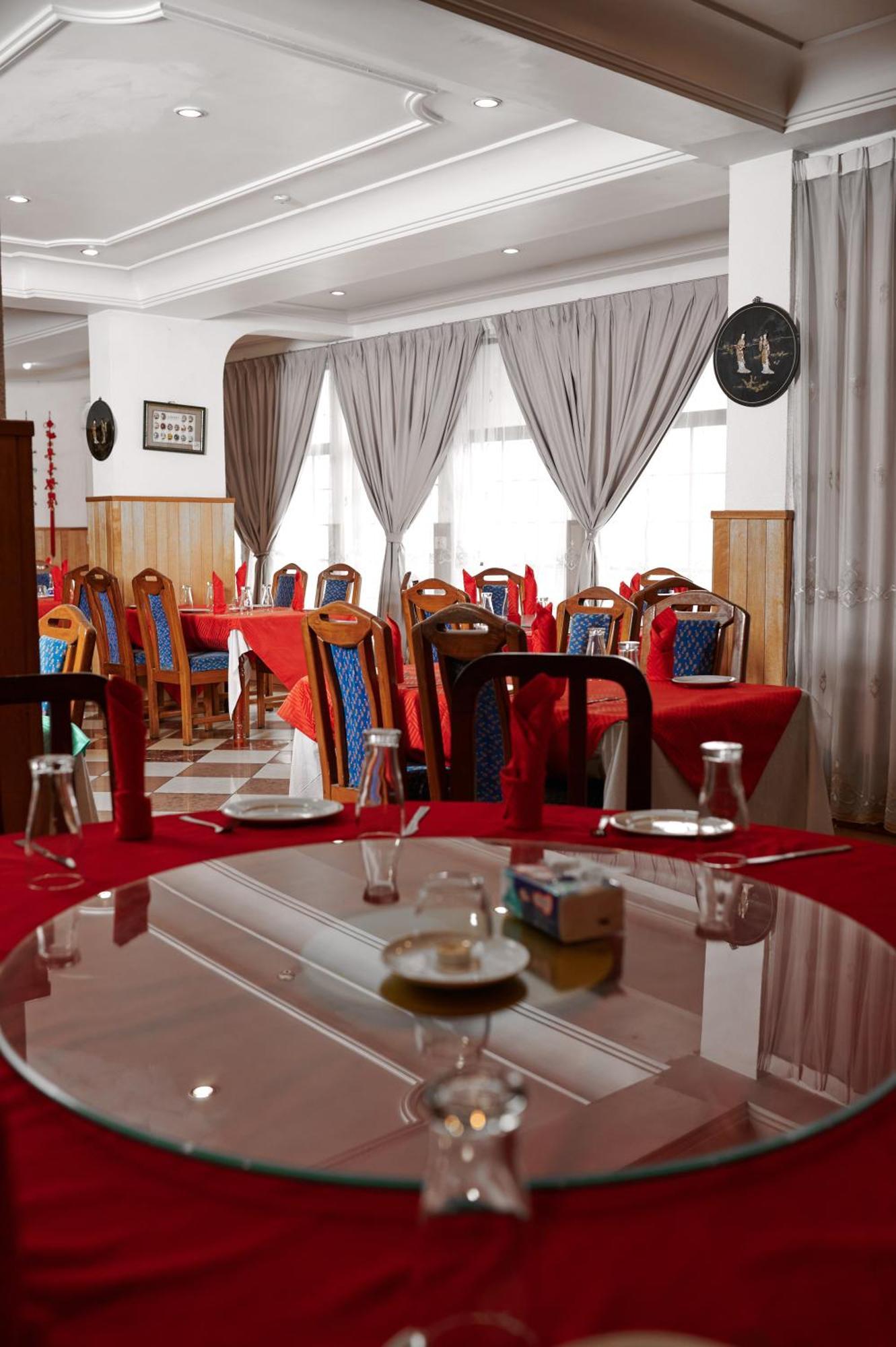 Royal Park Hotel And Chinese Restaurant Кумаси Экстерьер фото